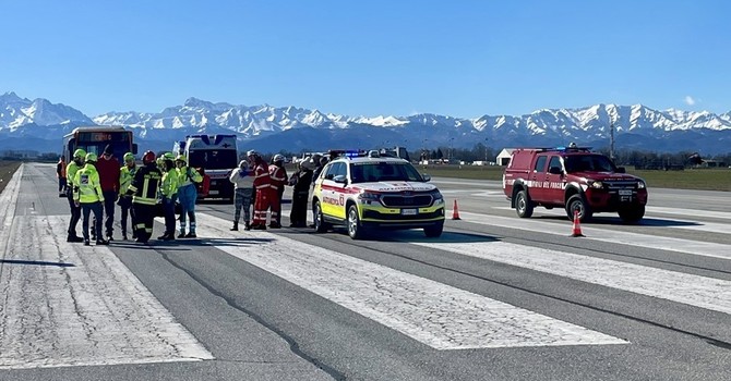 L'esercitazione svolta in mattinata sulla pista dell'aeroporto di Levaldigi