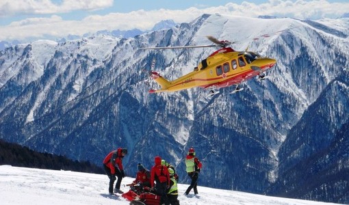 Grave in ospedale dopo una caduta sugli sci a Limone Piemonte