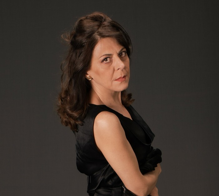 Evatar al Piccolo Teatro di Bra: il cabaret che sfida la tecnologia