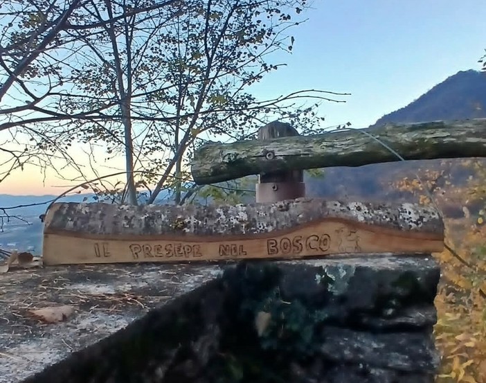 Sul Mombracco torna la magia del “Presepe nel Bosco” Sul Mombracco torna la magia del “Presepe nel Bosco”