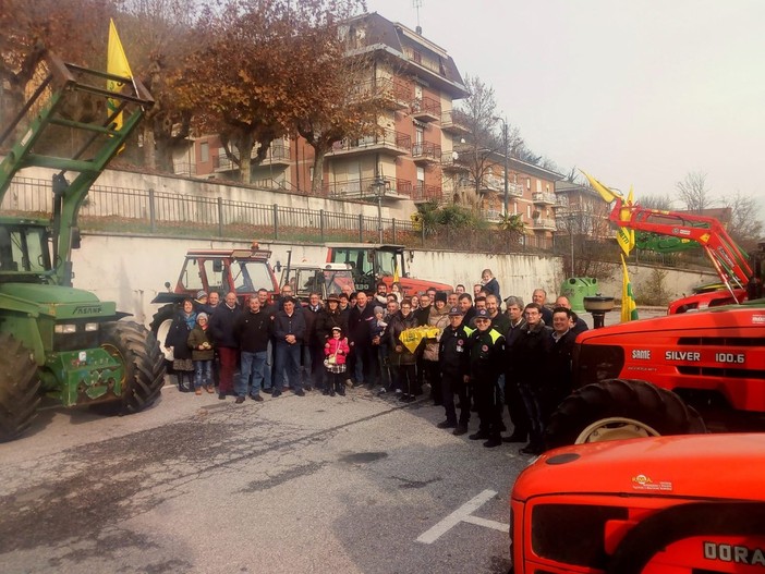 San Michele Mondovì: agricoltura e trattori in prima linea alla festa del Ringraziamento (FOTO e VIDEO)