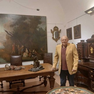 Franco Brancaccio, antiquario saluzzese, curatore della 49° Mostra nazionale dell'Antiquariato di Saluzzo Franco Brancaccio, antiquario saluzzese, curatore della 49° Mostra nazionale dell'Antiquariato di Saluzzo