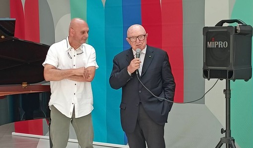 Il direttore della Fondazione Ospedale Alba-Bra, Luciano Scalise, accanto al presidente Bruno Ceretto