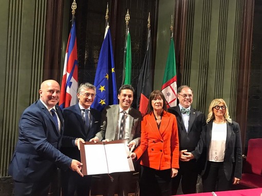 Piemonte Liguria e Valle d'Aosta unite nella promozione turistica: nuovo accordo siglato ad Alba