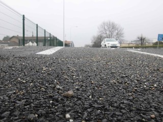 Uno dei tanti e alti saliscendi della ciclabile