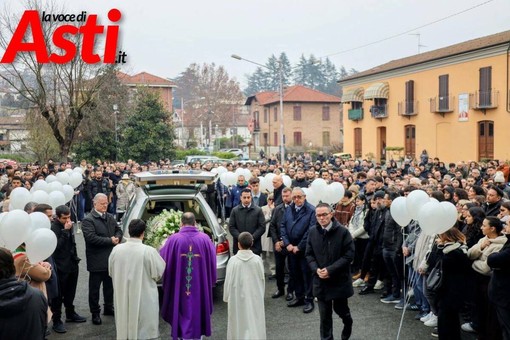 Il giorno dei funerali della giovane