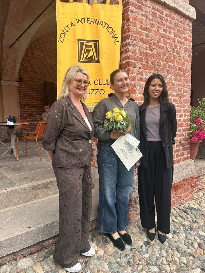 Roberta Merlini, Sofia Mercuri premio YWLA 2026 di Zonta Saluzzo, Fatima Zahra El Maliani Roberta Merlini, Sofia Mercuri premio YWLA 2026 di Zonta Saluzzo, Fatima Zahra El Maliani