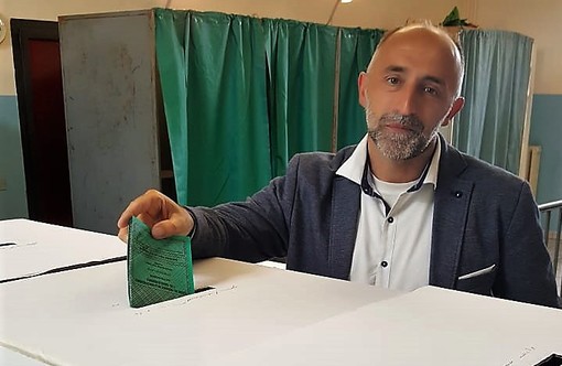Cesare Cavallo al voto
