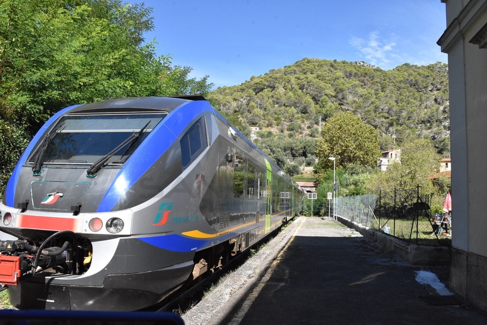 Trenitalia, modifiche alla circolazione sulla linea Cuneo-Fossano-Ventimiglia Trenitalia, modifiche alla circolazione sulla linea Cuneo-Fossano-Ventimiglia