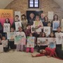 Foto di gruppo per i protagonisti della giornata artistica