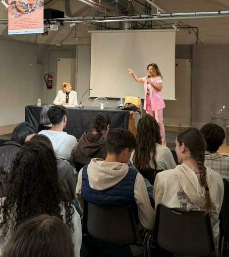 Saluzzo, la Corte dei conti incontra gli studenti del liceo Economico Sociale "Soleri -Bertoni” Saluzzo, la Corte dei conti incontra gli studenti del liceo Economico Sociale "Soleri -Bertoni”