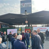 Ex Ilva Racconigi, Calderoni (Pd): «Racconigi ha ancora un futuro, ma servono garanzie industriali e occupazionali» Ex Ilva Racconigi, Calderoni (Pd): «Racconigi ha ancora un futuro, ma servono garanzie industriali e occupazionali»