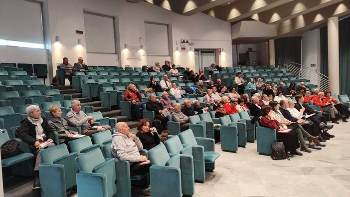 Assemblea Fidas Nord Ovest a Cuneo, focus su dono volontario e giovani Assemblea Fidas Nord Ovest a Cuneo, focus su dono volontario e giovani