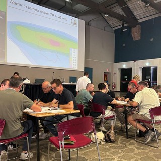 Un momento della Scuola di protezione civile svoltasi presso il Centro polifunzionale "Arpino" di Bra Un momento della Scuola di protezione civile svoltasi presso il Centro polifunzionale "Arpino" di Bra
