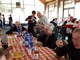 A Fossano messa e pranzo con gli ospiti del Monsignor Signori Provvidenza per don Olivero