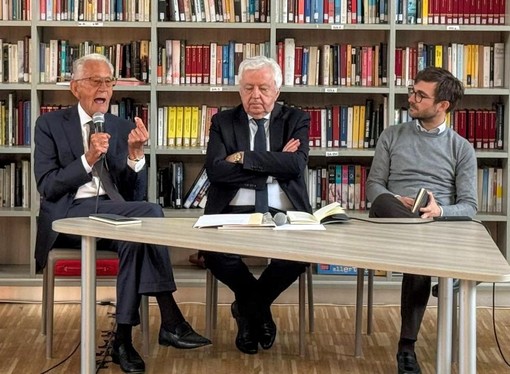 Beppe Ghisolfi con l'avvocato Ponzio e il sindaco Gatto