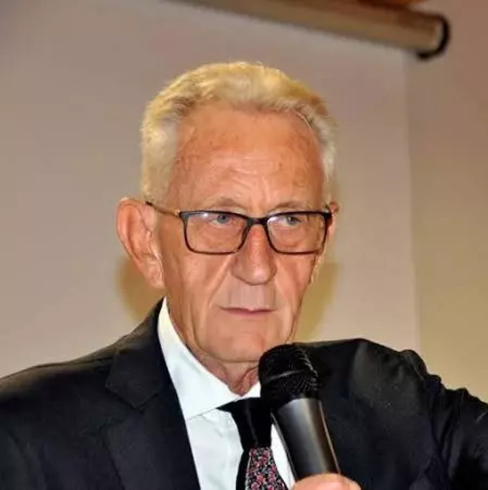 Roccavione, incontro aperto con Beppe Ghisolfi sull'educazione finanziaria Roccavione, incontro aperto con Beppe Ghisolfi sull'educazione finanziaria