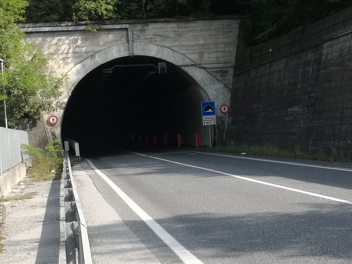 Statale 28, cinque notti di chiusure nel tratto ligure: ecco quando e come cambierà la viabilità Statale 28, cinque notti di chiusure nel tratto ligure: ecco quando e come cambierà la viabilità