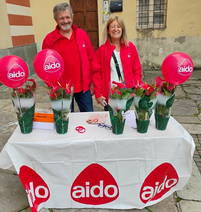 Aido, bilancio positivo per la "Giornata Nazionale del Sì". Tanti cittadini ai banchetti informativi Aido, bilancio positivo per la "Giornata Nazionale del Sì". Tanti cittadini ai banchetti informativi