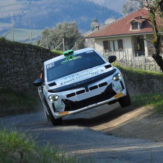 Il tandem Giordano-Siragusa in azione al Rally di Santo Stefano Belbo