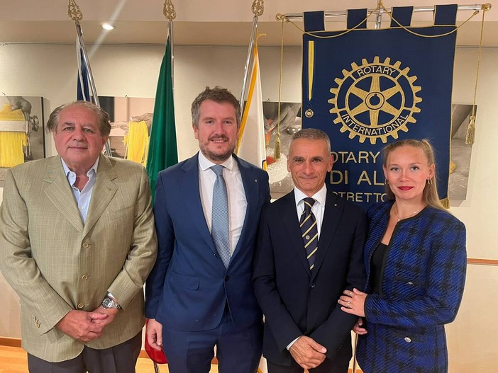Gianni Bonino, Luigi Minasso, Salvatore Paparelli e Julia Paparelli Gianni Bonino, Luigi Minasso, Salvatore Paparelli e Julia Paparelli