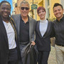 George Clooney con il personale dell'Hotel Lovera Palace George Clooney con il personale dell'Hotel Lovera Palace