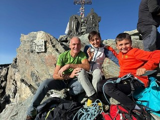 Gabriele Lovera con papà Claudio e mamma Marta Putetto Gabriele Lovera con papà Claudio e mamma Marta Putetto