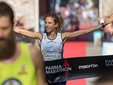 Giulia Montagnin taglia il traguardo alla Parma Marathon