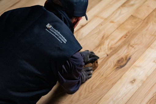Termografia e legno: ricerca avanzata e saperi artigiani per una filiera sostenibile Termografia e legno: ricerca avanzata e saperi artigiani per una filiera sostenibile