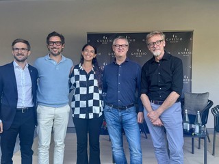 Nelle foto alcuni momenti dell'evento tenuto ieri nella cantina di Serralunga d'Alba