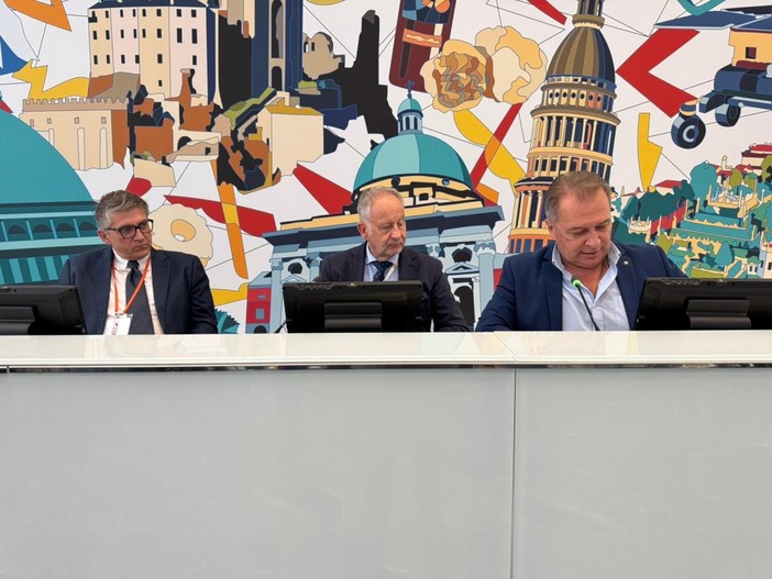 Giacomo Ballari, presidente Fondazione Agrion, Paolo Balocco, direttore Agricoltura e Cibo Regione Piemonte, e Paolo Bongioanni, assessore Agricoltura Regione Piemonte Giacomo Ballari, presidente Fondazione Agrion, Paolo Balocco, direttore Agricoltura e Cibo Regione Piemonte, e Paolo Bongioanni, assessore Agricoltura Regione Piemonte