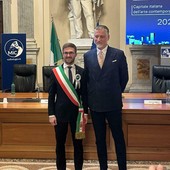Il sindaco di Alba Alberto Gatto con il ministro della Cultura Alessandro Giuli Il sindaco di Alba Alberto Gatto con il ministro della Cultura Alessandro Giuli
