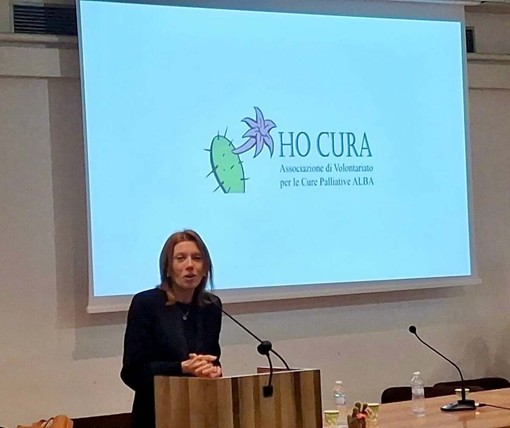 La presidente dell'associazione albese "Ho cura" Luciana Saglietti La presidente dell'associazione albese "Ho cura" Luciana Saglietti