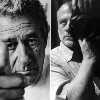 A sinistra: Helmut Newton. Self-Portrait at home, Monte Carlo 1993 © Helmut Newton Foundation. A destra: Ferdinando Scianna, 1998 © Ferdinando Scianna