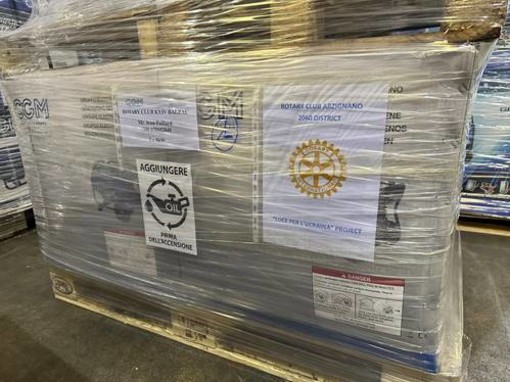 Tre generatori di corrente, donati dal Rotary Cuneo alla popolazione di Kiev, in partenza per l'Ucraina