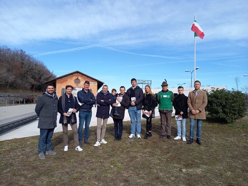 Cuneo: anche i giovani di Forza Italia al Memoriale della Div. Cuneense