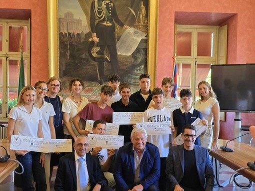 Borse di studio della Fondazione Clerici: premiati gli studenti meritevoli dell’“Arimondi-Eula” di Racconigi Borse di studio della Fondazione Clerici: premiati gli studenti meritevoli dell’“Arimondi-Eula” di Racconigi