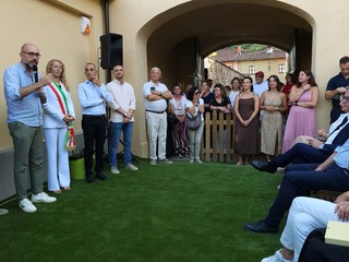 Manta, il taglio del nastro del nuovo asilo nido (foto pagina Facebook del Comune) Manta, il taglio del nastro del nuovo asilo nido (foto pagina Facebook del Comune)
