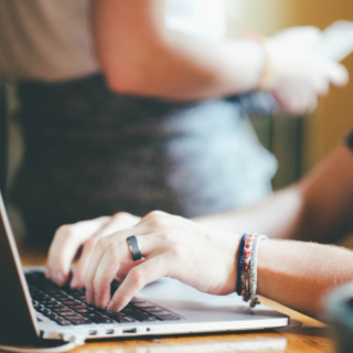 Vesta, il 21 aprile sarà il 'click day": 20 milioni di euro per famiglie con isee fino a 40mila euro