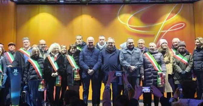 Fiaccola olimpica a Cuneo, l'orgoglio degli assessori regionali Gallo e Bongioanni [VIDEO]