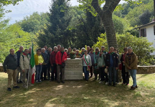 Ampia partecipazione dalla Granda al pellegrinaggio laico da Carrù a Sant'Anna di Stazzema Ampia partecipazione dalla Granda al pellegrinaggio laico da Carrù a Sant'Anna di Stazzema