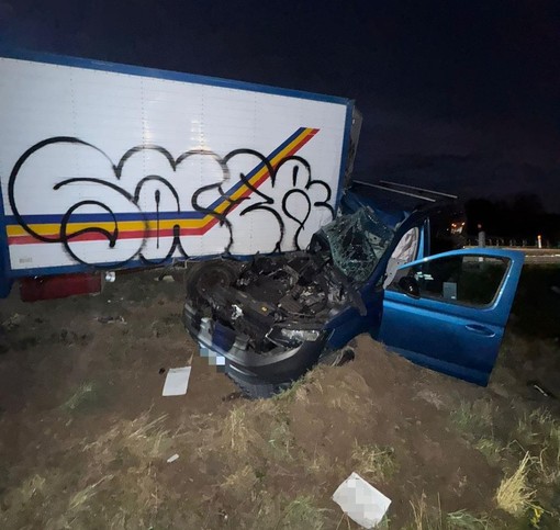 I mezzi coinvolti nell'incidente sulla A6 I mezzi coinvolti nell'incidente sulla A6