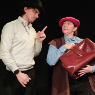 “Il giro del mondo in 80 giorni”: a Cherasco il primo appuntamento della rassegna “Teatro per Famiglie” “Il giro del mondo in 80 giorni”: a Cherasco il primo appuntamento della rassegna “Teatro per Famiglie”