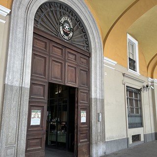 L'ingresso del tribunale di Cuneo