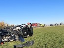 L'immagine dell'auto incidentata della vittima