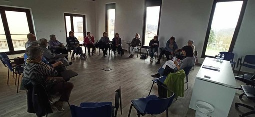 Il Consorzio della Patata di Mombarcaro ospita il nuovo ciclo di incontri per anziani Il Consorzio della Patata di Mombarcaro ospita il nuovo ciclo di incontri per anziani