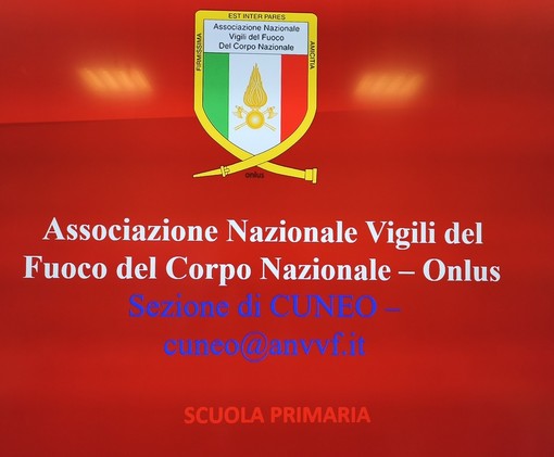 "Scuola Sicura" all'IC Cervasca: i vigili del fuoco insegnano la prevenzione ai bambini
