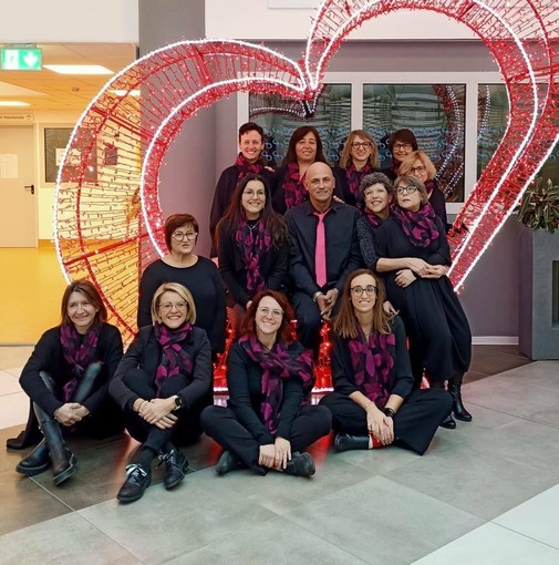 "Donatori di Musica", la Vigilia di Natale la corale I Mulini a Vento canta per l'ospedale di Verduno "Donatori di Musica", la Vigilia di Natale la corale I Mulini a Vento canta per l'ospedale di Verduno