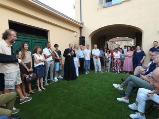 Manta, il taglio del nastro del nuovo asilo nido (foto pagina Facebook del Comune) Manta, il taglio del nastro del nuovo asilo nido (foto pagina Facebook del Comune)