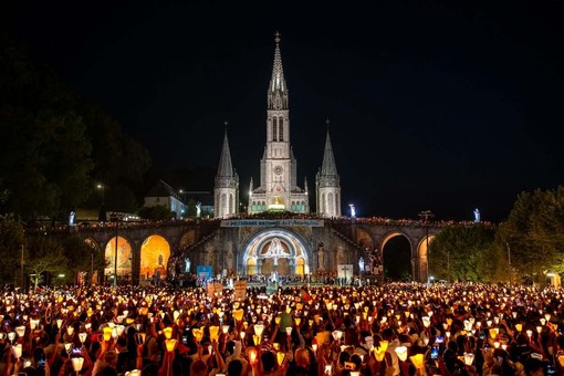 Bra, pellegrinaggio a Lourdes con l’Oftal nell’anno giubilare francescano Bra, pellegrinaggio a Lourdes con l’Oftal nell’anno giubilare francescano